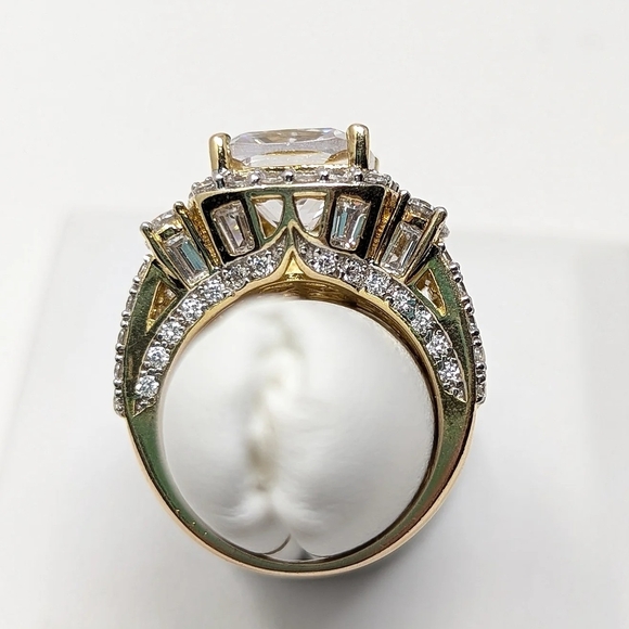 SOLD - Picture 4 of 6